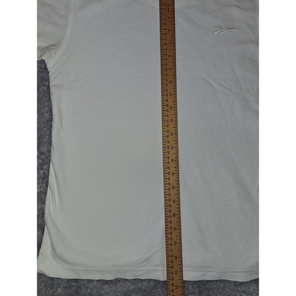 Reebok Womens V-Neck T-Shirt White Embroidered Logo Casual 90s Athleisure Size M - Picture 6 of 7